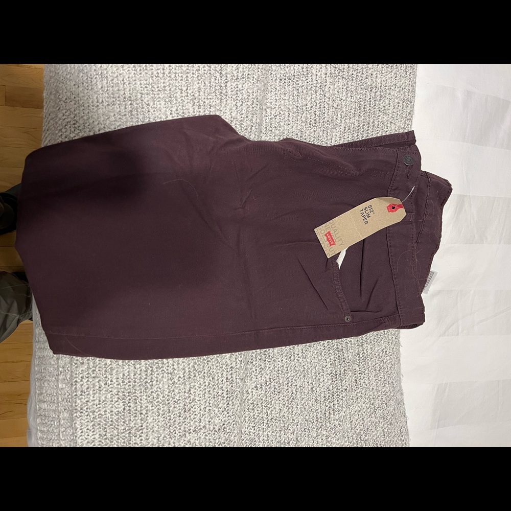 Levi Pants 38x32 never worn